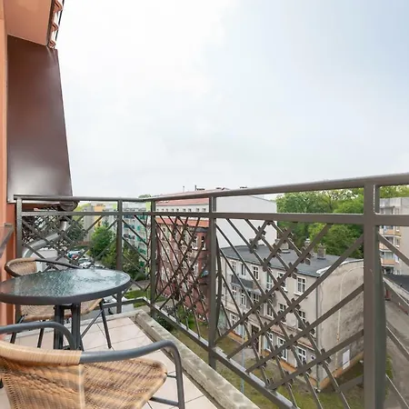 Apartment Apartamenty Sikorskiego By Renters